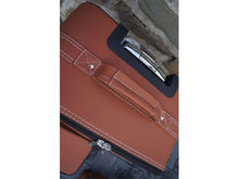画像をギャラリービューアに読み込む, Bentley Bentayga Luxury Handmade Luggage Bag Set Natur