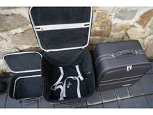 Carica l&#39;immagine nel visualizzatore di Gallery, Aston Martin Vantage Volante Luggage Baggage Case Set 2020+ Models