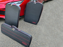Laden Sie das Bild in den Galerie-Viewer, Ferrari SF90 Stradale Luggage Roadster bag Set Interior 3PCS