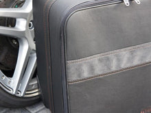 Cargar imagen en el visor de la galería, Ferrari California Interior Luggage Roadster bag Set